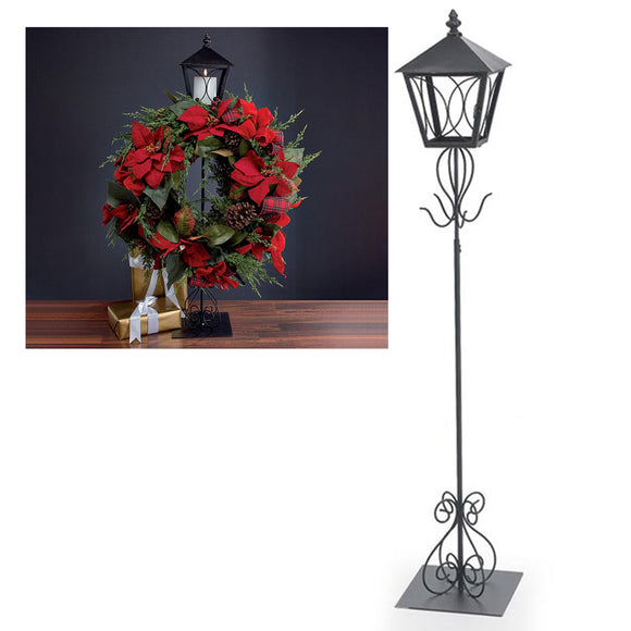 Lamp Post Wreath Holder